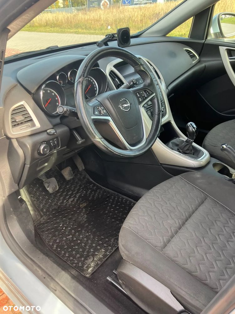 Opel Astra - 37