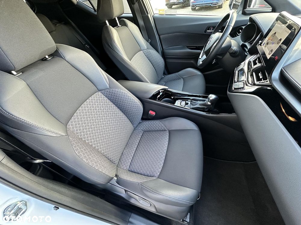 Toyota C-HR 1.8 Hybrid GPF Style - 16