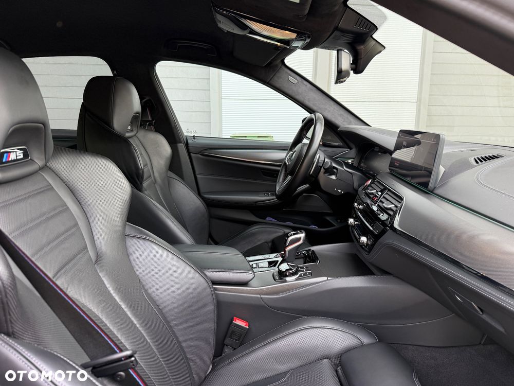 BMW M5 Competition - 16