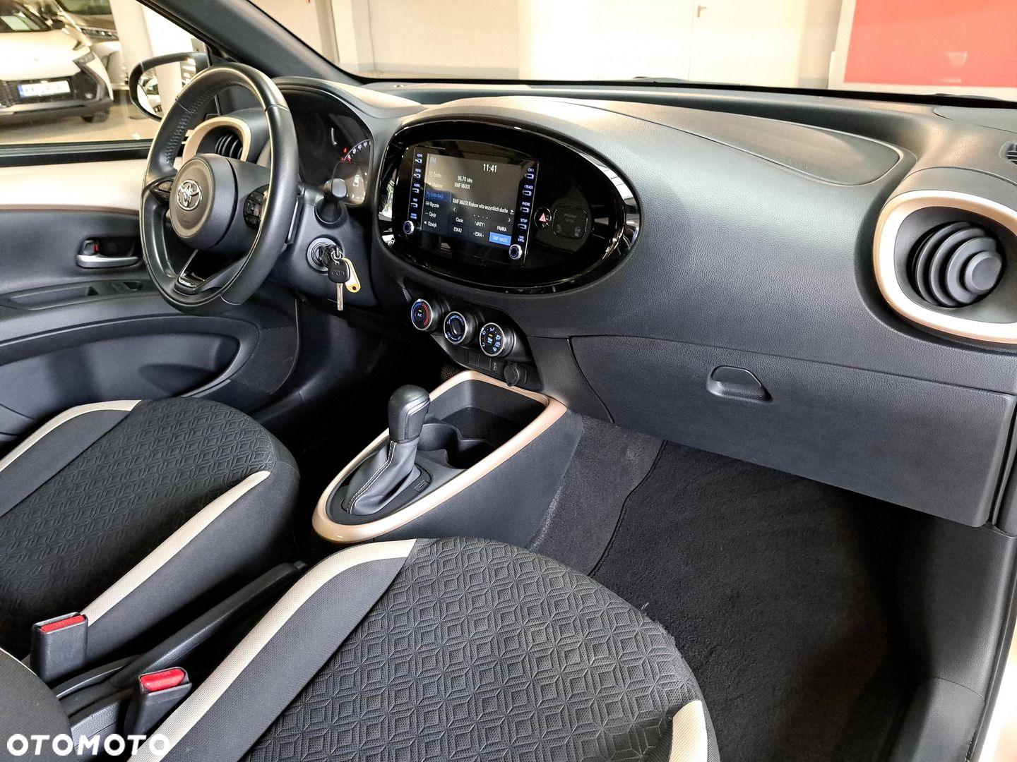 Toyota Aygo X 1.0 VVT-i Style CVT - 16
