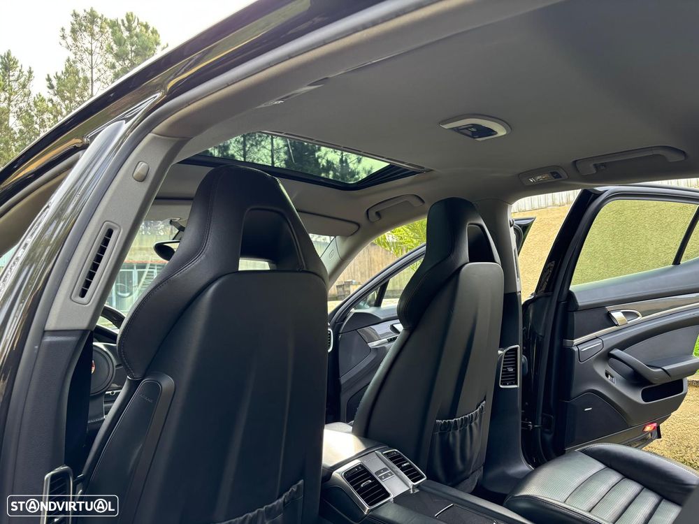 Porsche Panamera Platinum Edition - 15