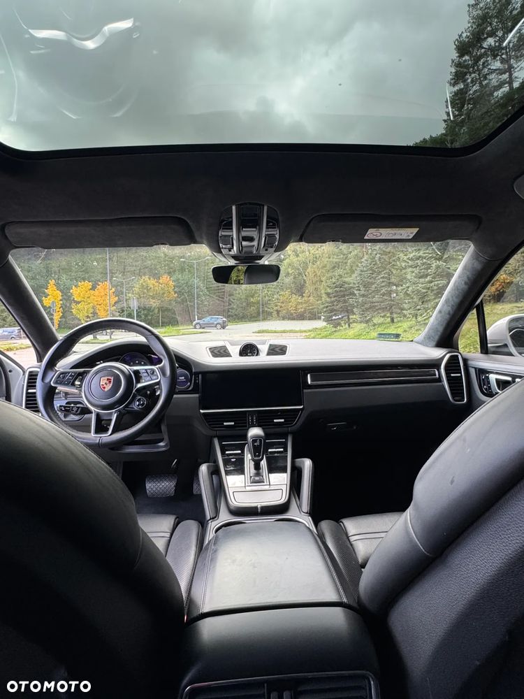 Porsche Cayenne Coupe - 29