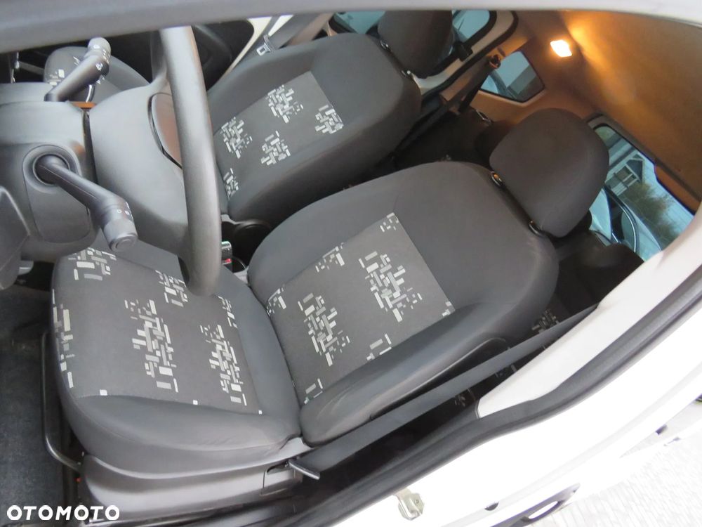 Fiat Qubo 1.3 Multijet 16V DPF Start&Stop Dualogic Dynamic - 30