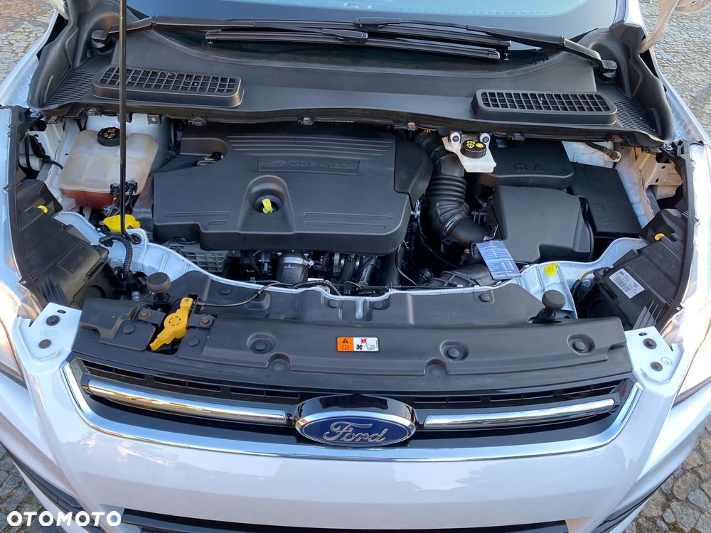 Ford Kuga 2.0 TDCi 2x4 Titanium - 24
