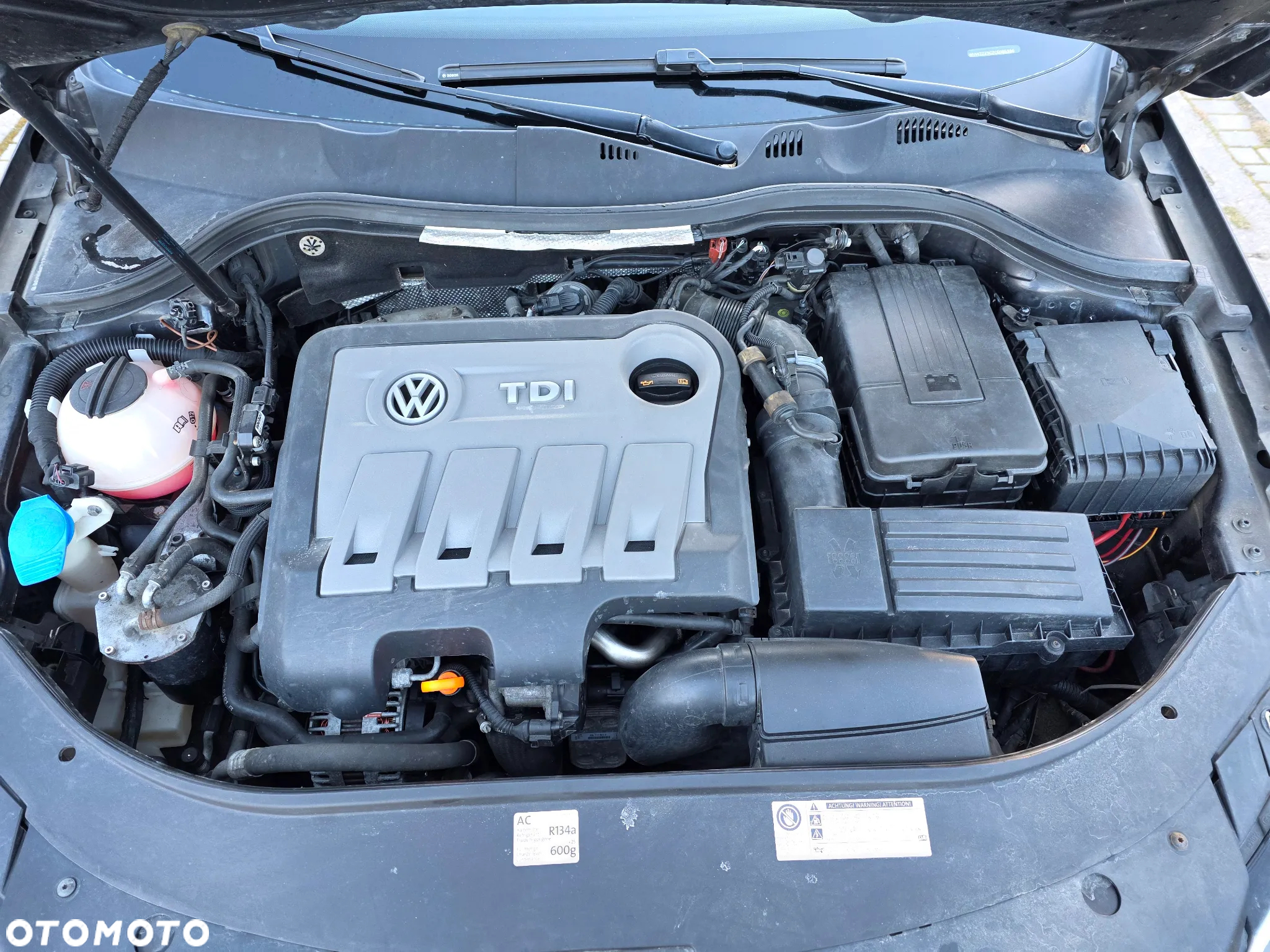 Volkswagen Passat 2.0 TDI Comfortline - 14