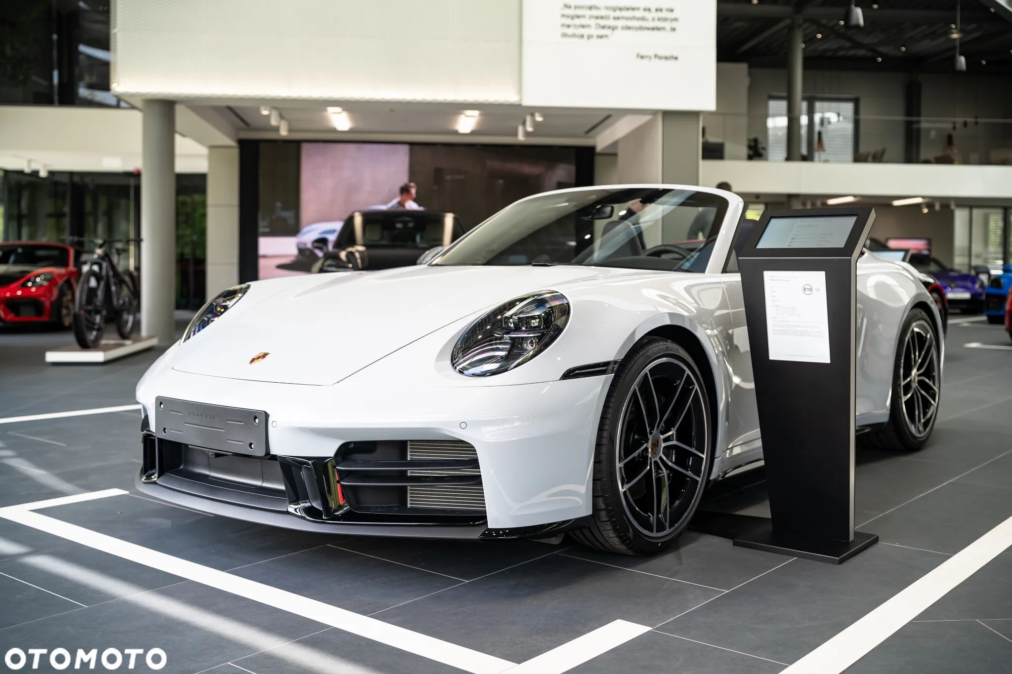 Porsche 911 Carrera T - 1