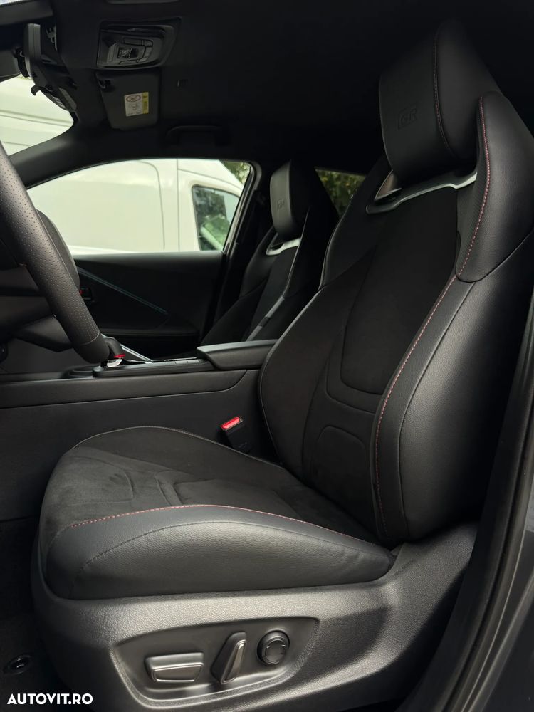 Toyota C-HR 2.0 PHEV 223 CP 4x2 CVT GR SPORT - 12