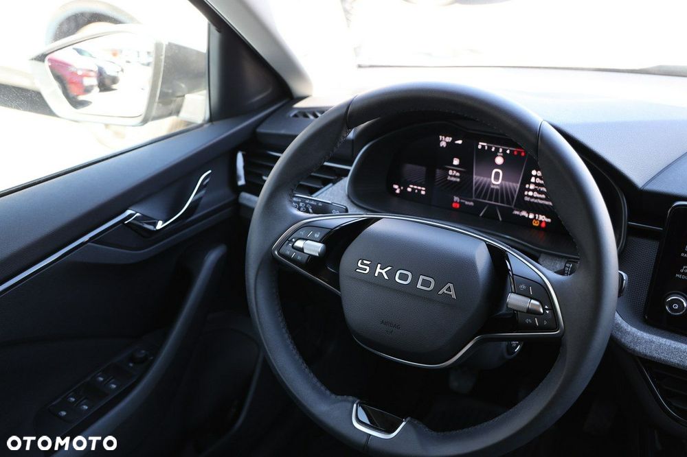 Skoda Kamiq 1.0 TSI Selection - 34
