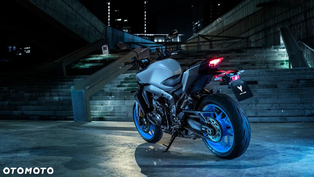 Yamaha MT - 8