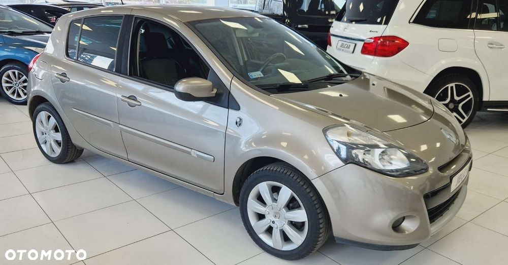 Renault Clio - 2