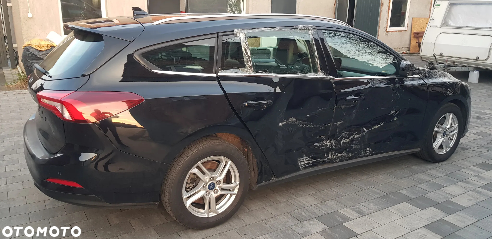 Ford Focus 1.0 EcoBoost Active Business - 13