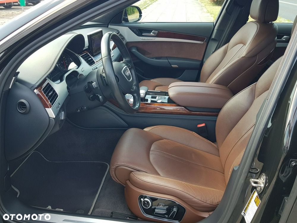 Audi A8 4.2 FSI Quattro - 8