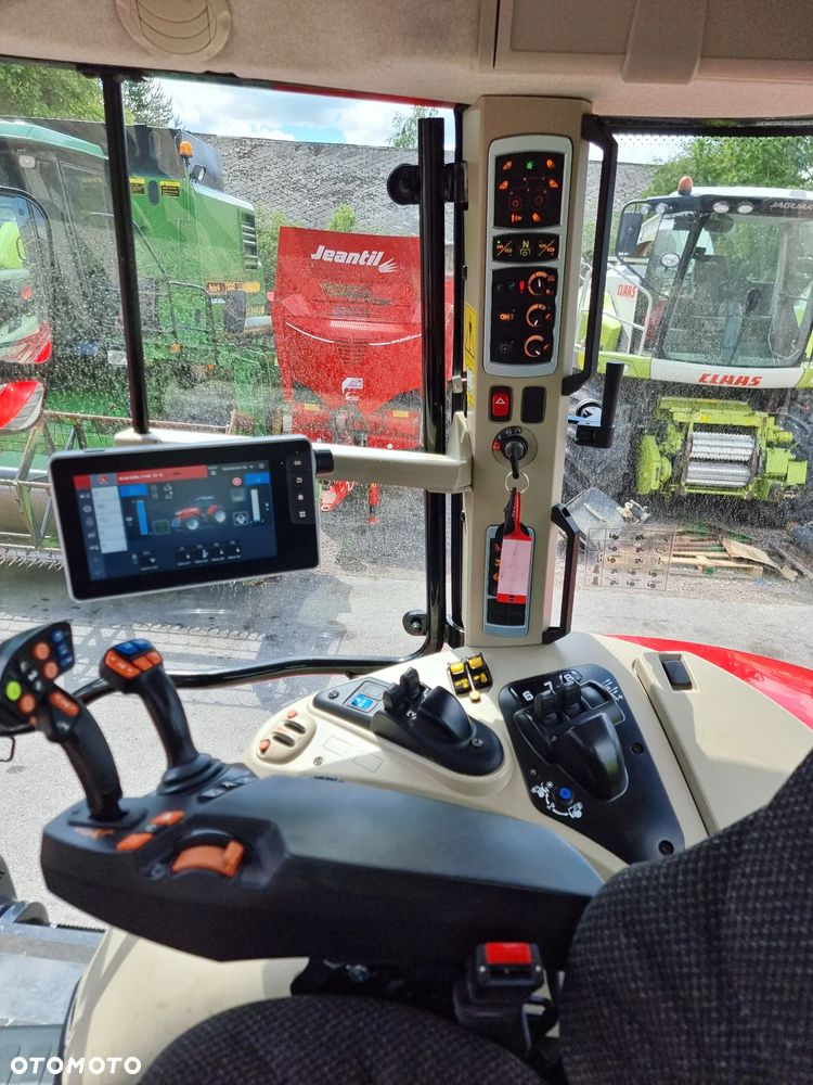 Massey Ferguson 7718S - 13