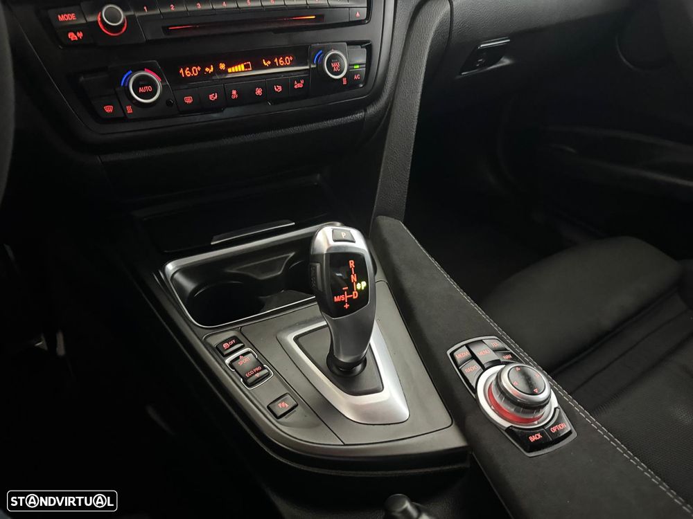 BMW 320 d Auto Pack M - 13