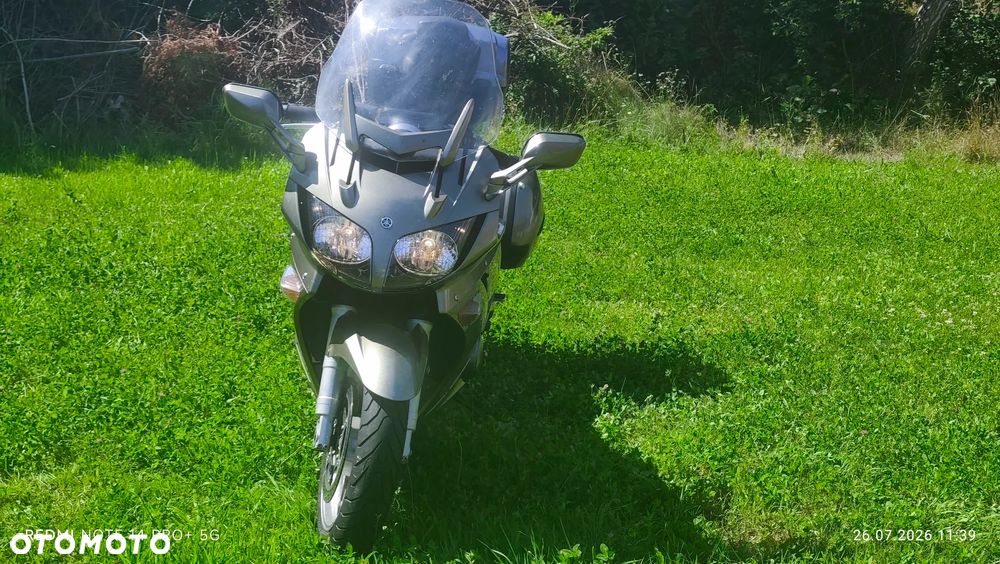 Yamaha FJR - 3