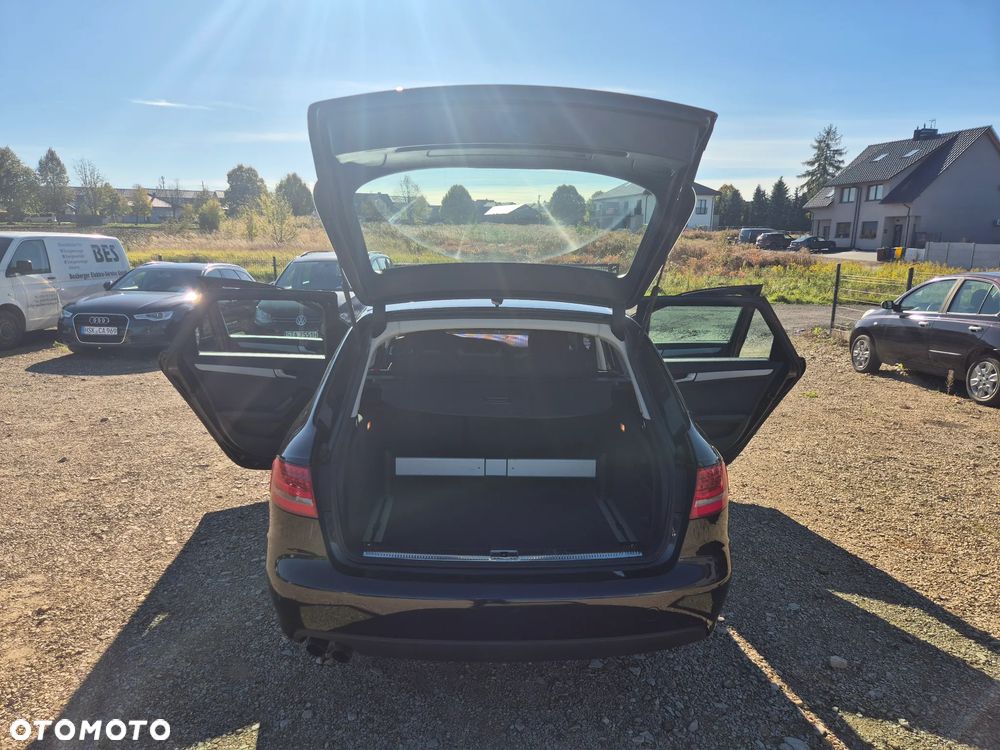Audi A4 Avant - 10