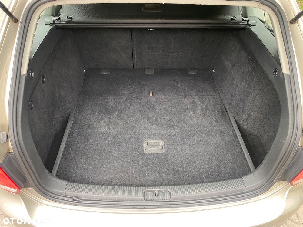 Volkswagen Golf 1.6 Comfortline - 6