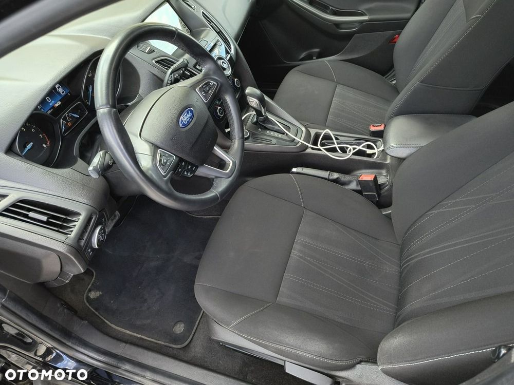 Ford Focus - 13