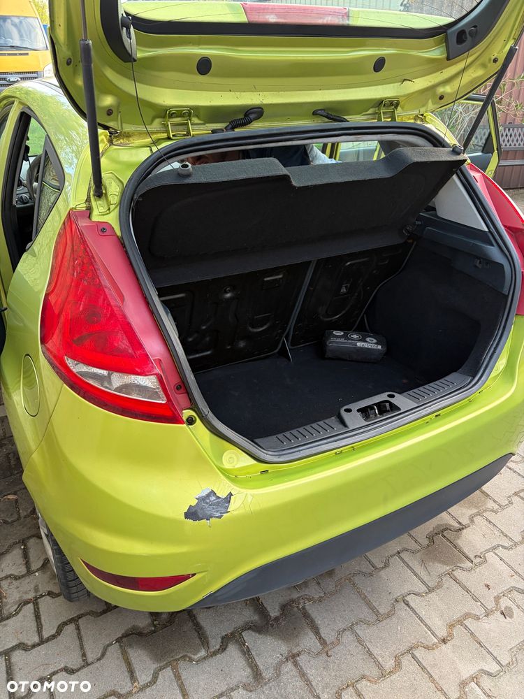 Ford Fiesta 1.4 TDCI - 12