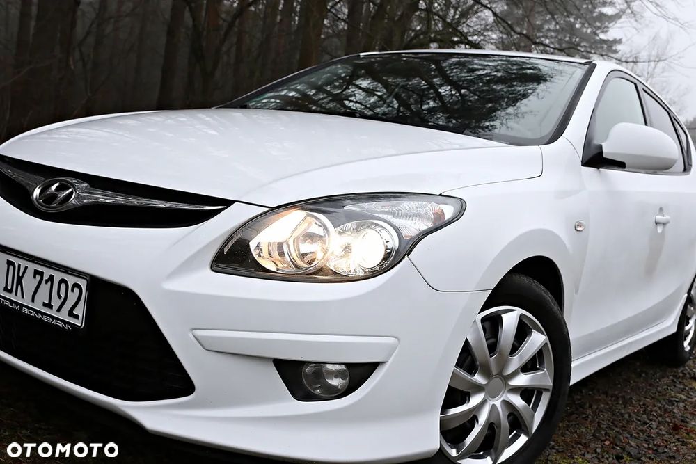 Hyundai i30 1.4 Blue Comfort - 1