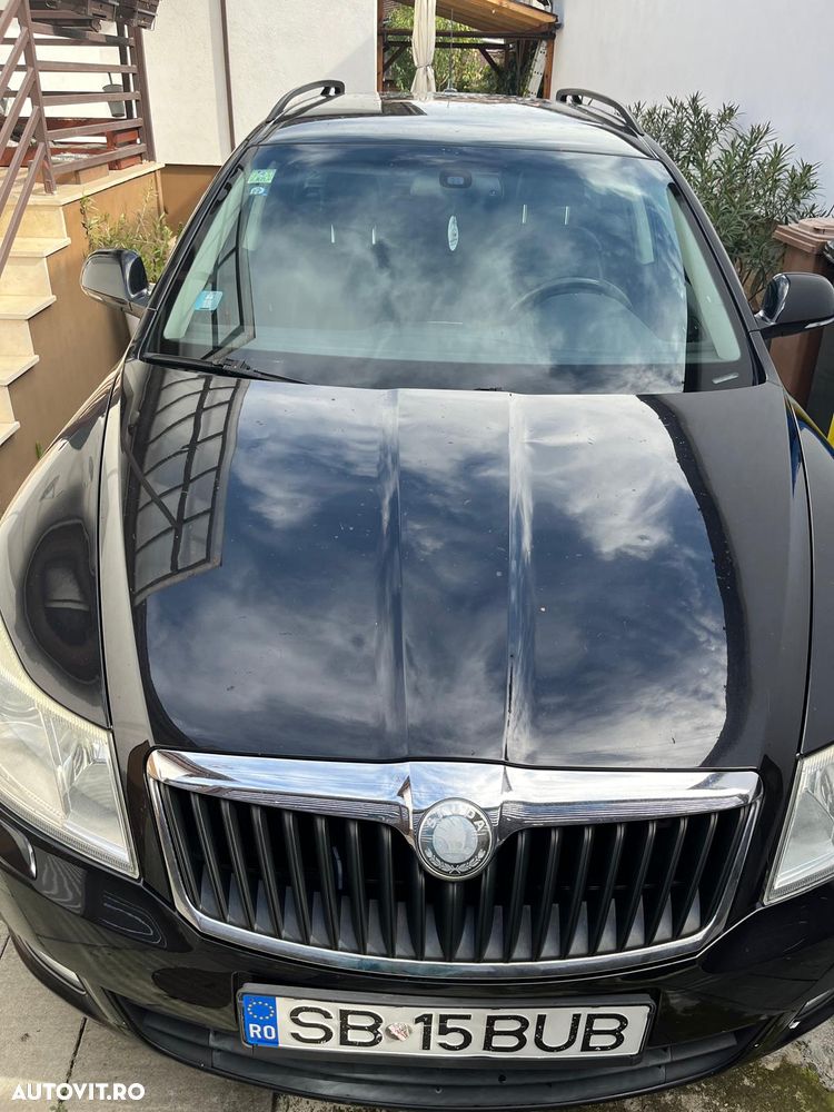 Skoda Octavia 1.8 TSI Laurin Klement DSG - 14