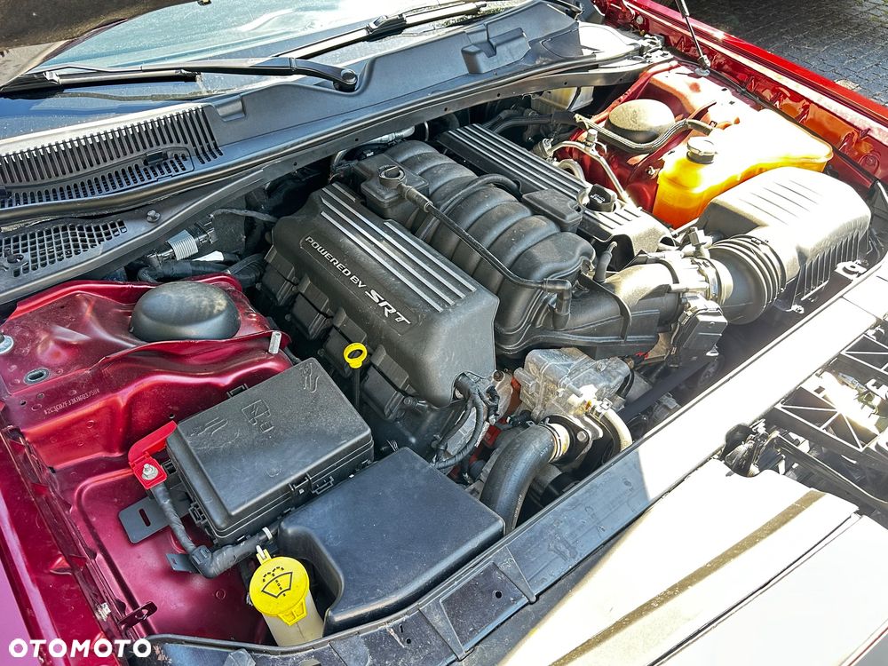 Dodge Challenger 6.4 Scat Pack - 11