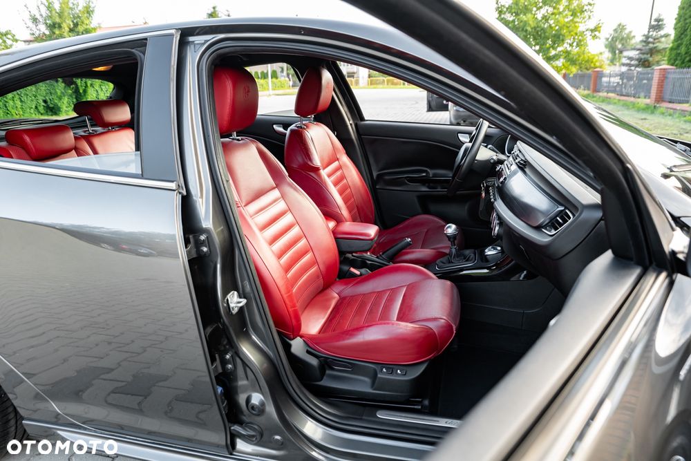 Alfa Romeo Giulietta 1.4 TB MultiAir Distinctive - 24