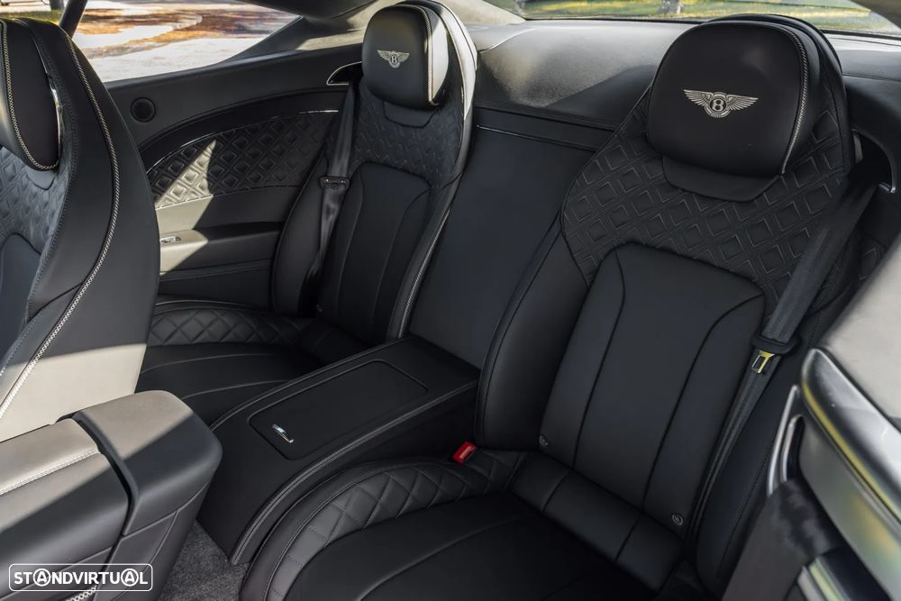 Bentley Continental GT V8 S - 31