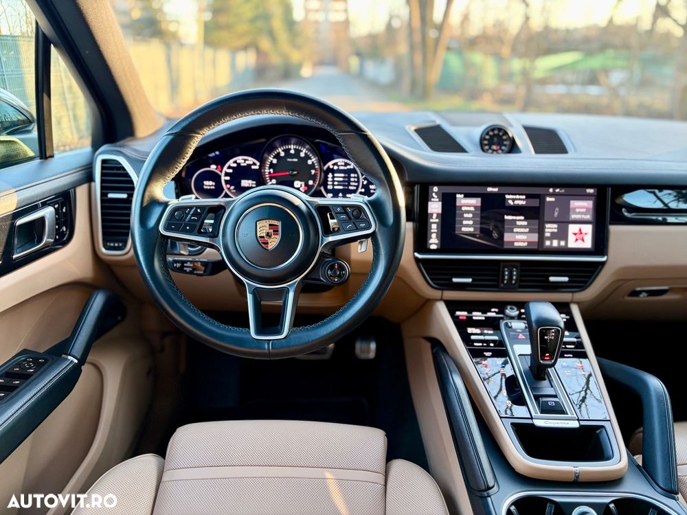 Porsche Cayenne S Tiptronic S Platinum Edition - 16