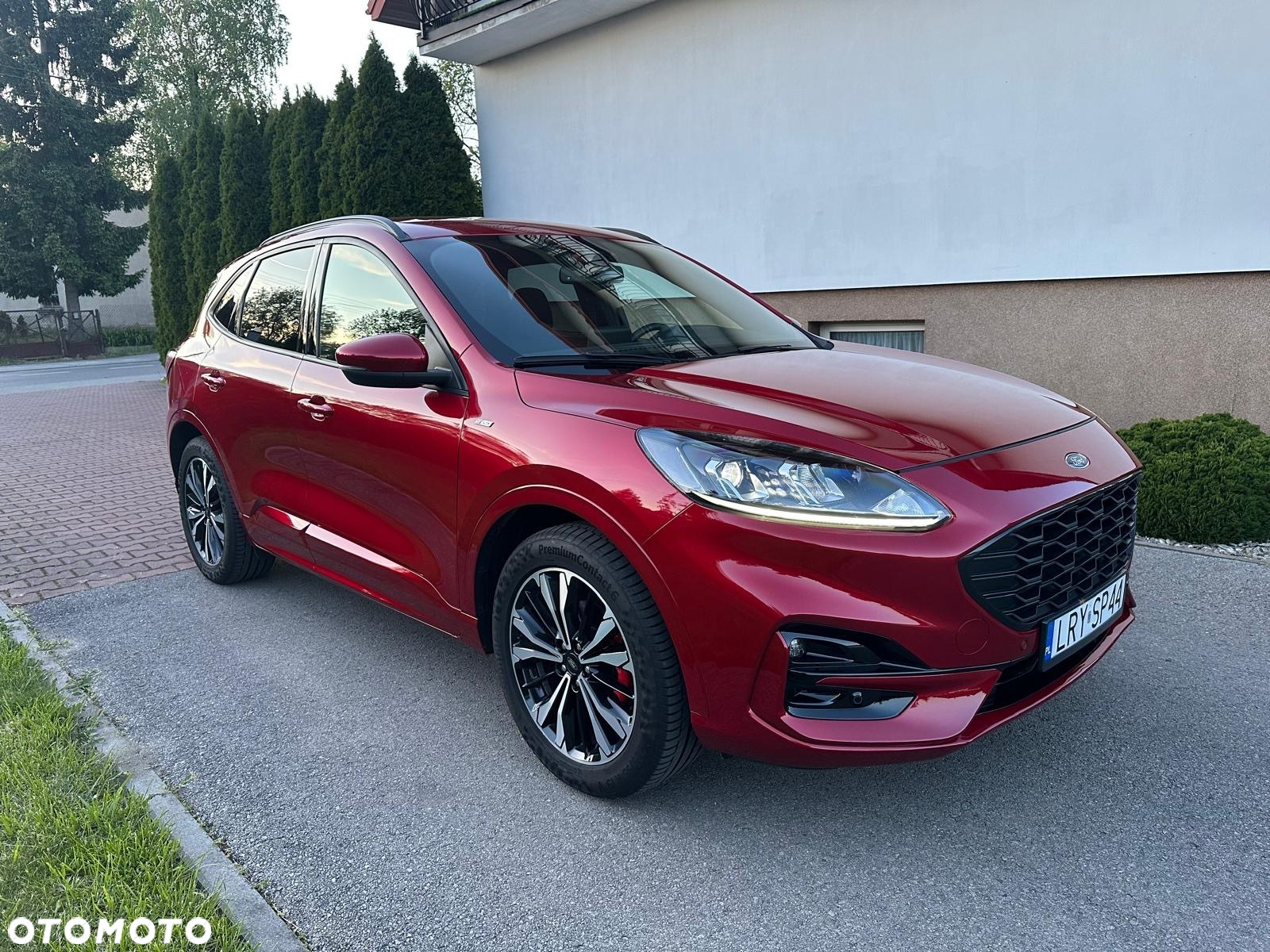 Ford Kuga 1.5 EcoBoost ST-LINE - 2