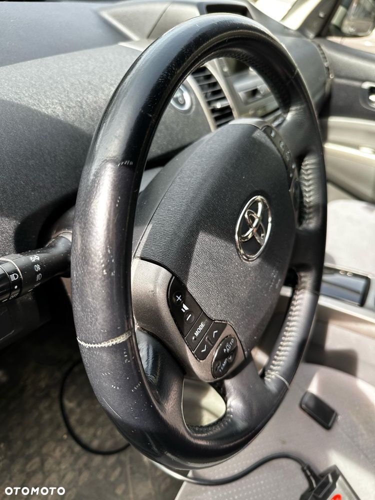 Toyota Prius 1.5 VVT-i Prestige - 18