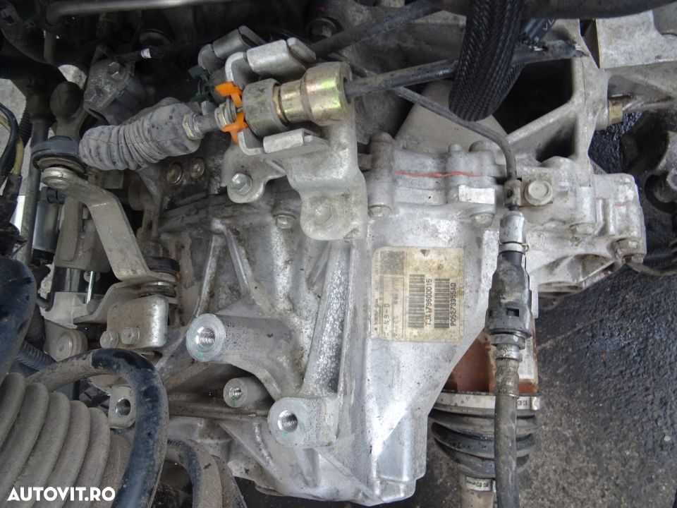 Vand Cutie de Viteza manuala Dodge Caliber 2.0 Diesel din 2008 cod: P05273355AD - 1