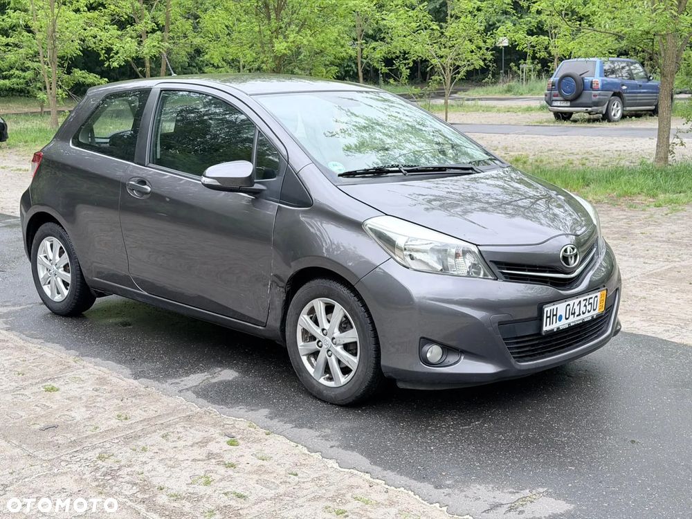 Toyota Yaris 1.33 Premium - 7