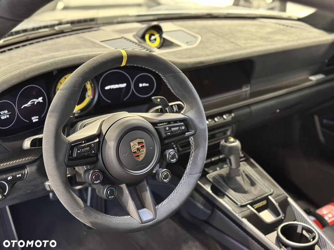 Porsche 911 GT3 RS - 10