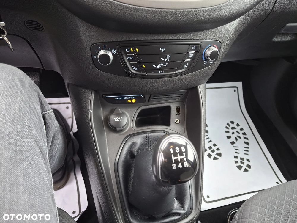Ford Tourneo Courier 1.0 EcoBoost Ambiente - 19