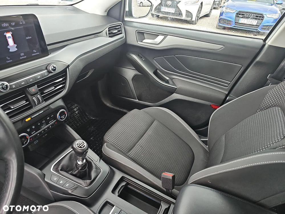 Ford Focus 1.5 EcoBlue SCR Connected - 16