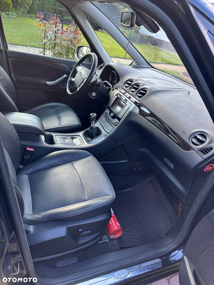 Ford Galaxy 2.0 TDCi Ghia - 12