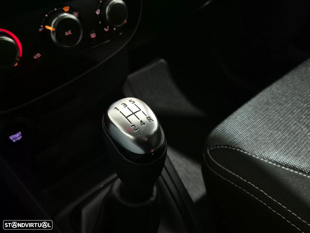 Renault Clio 1.5DCI - 2018 | GARANTIA | NACIONAL - 12