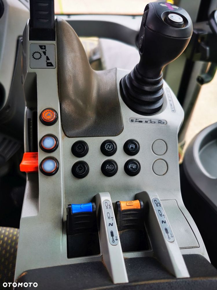 Claas AXION 850 - 20