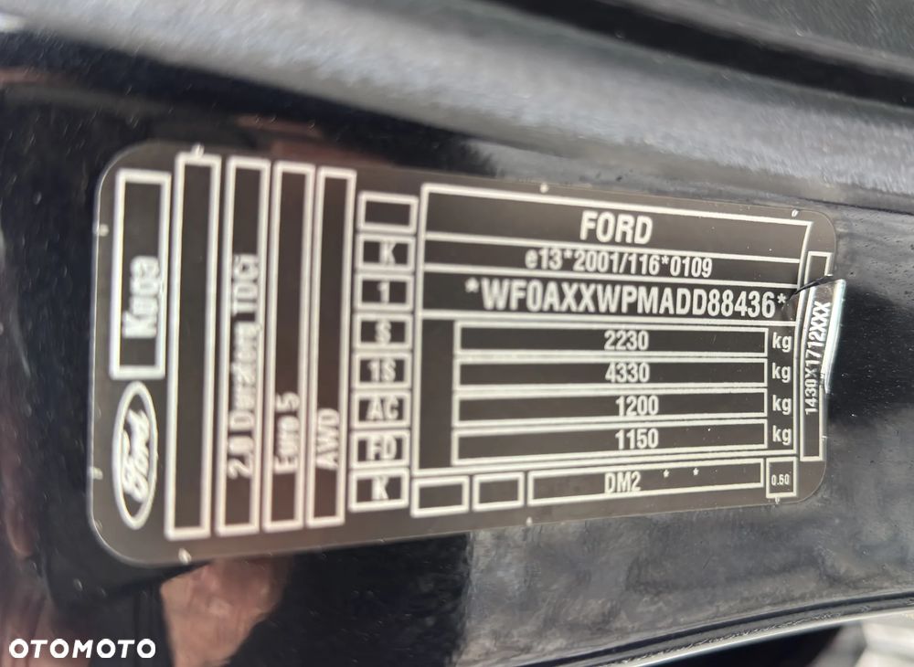 Ford Kuga 2.0 TDCi 4x4 Titanium - 36