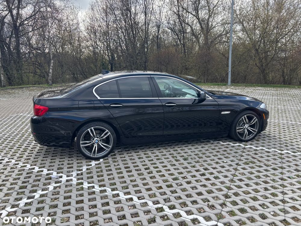 BMW Seria 5 528i - 7