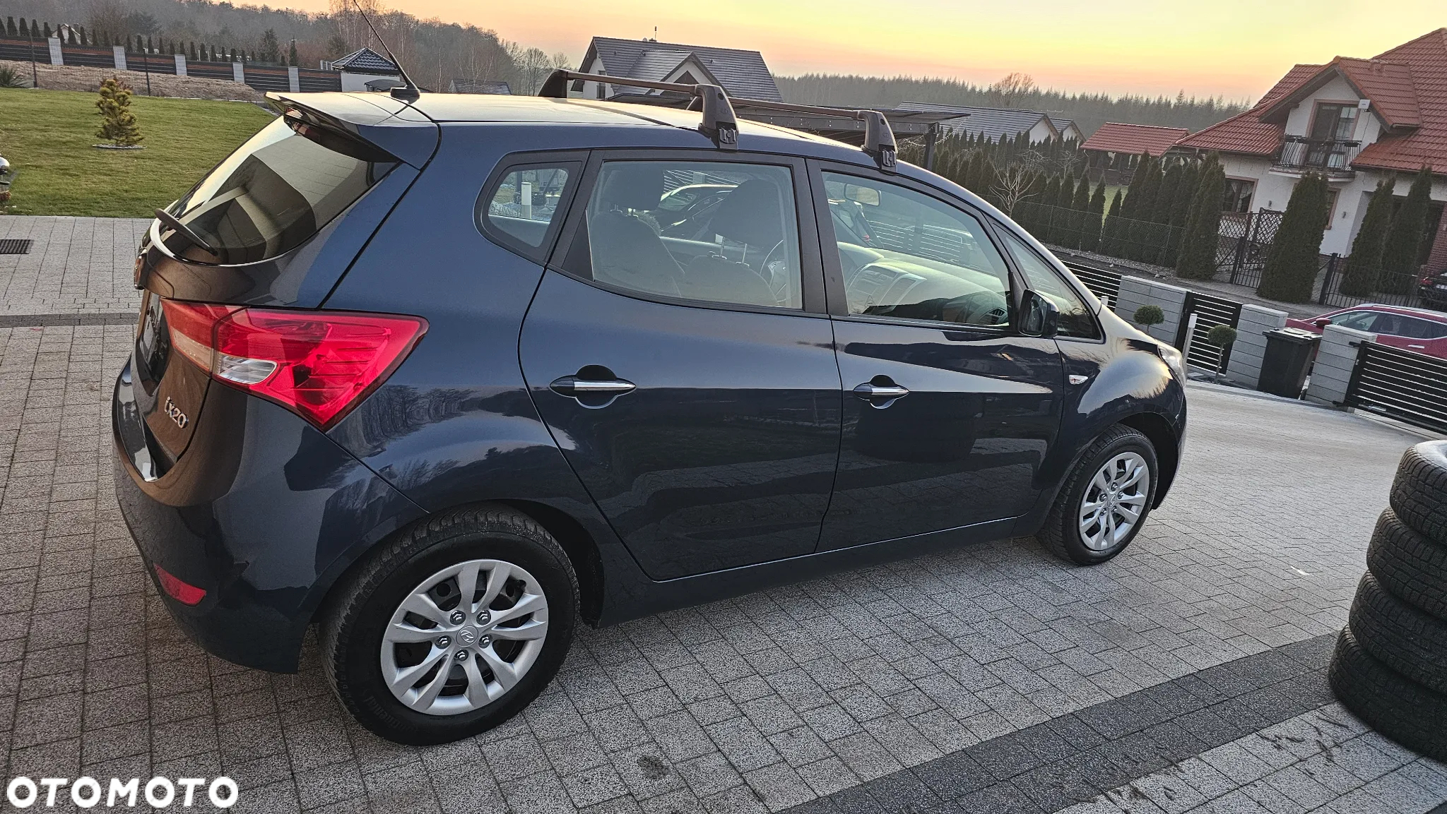 Hyundai ix20 1.4 blue Comfort - 24