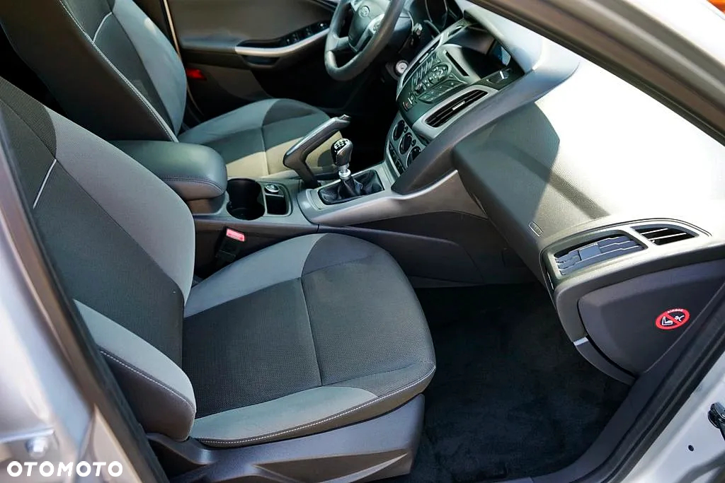 Ford Focus - 17