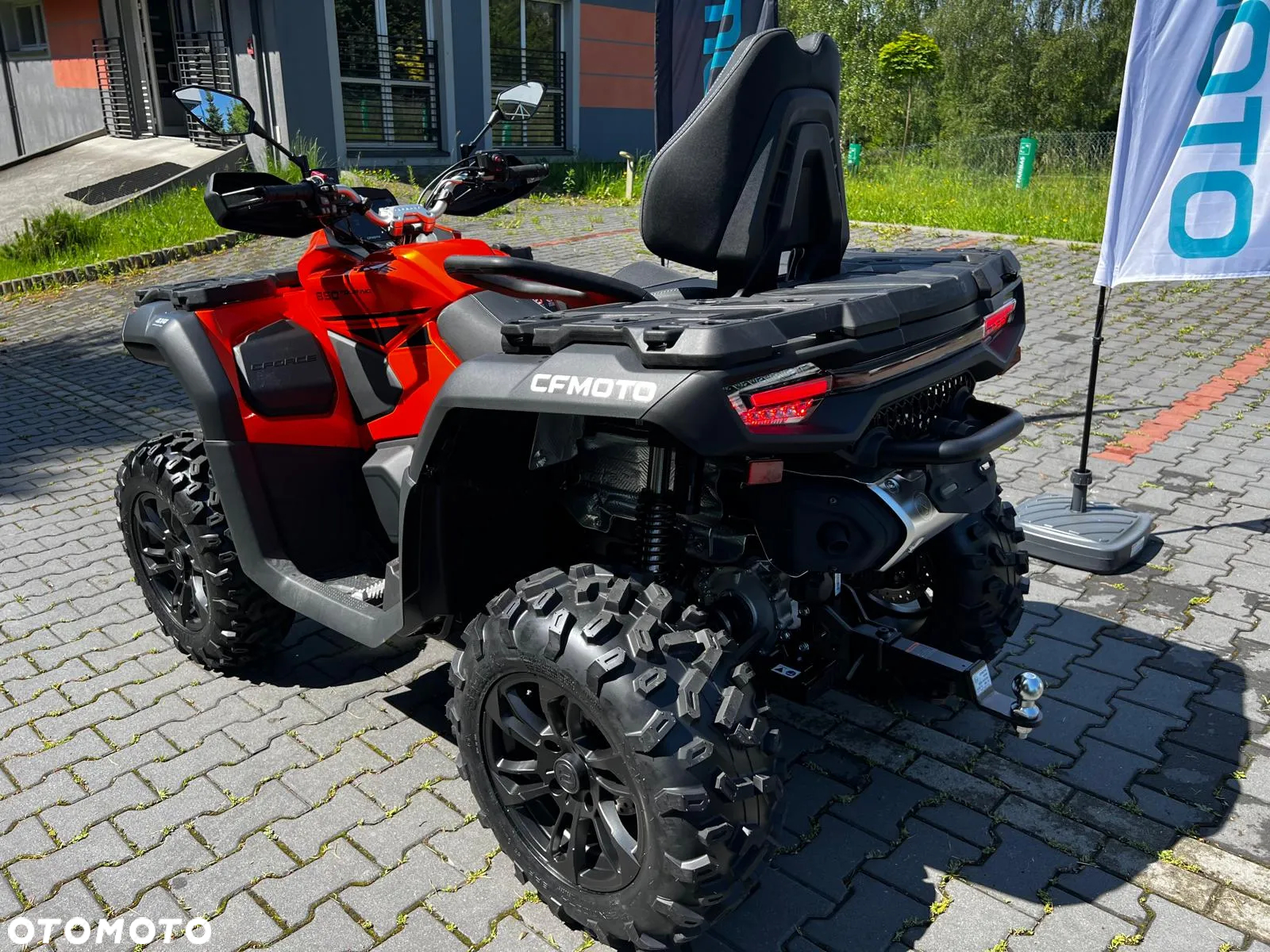 CFMoto CForce - 8