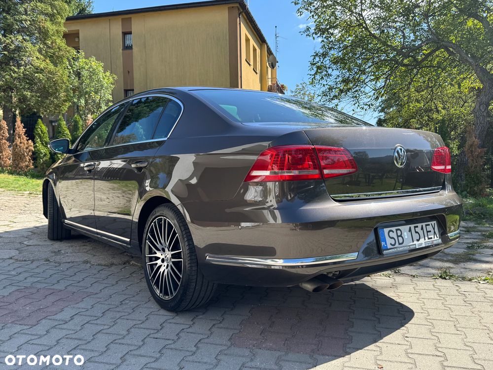 Volkswagen Passat 2012 photo 4