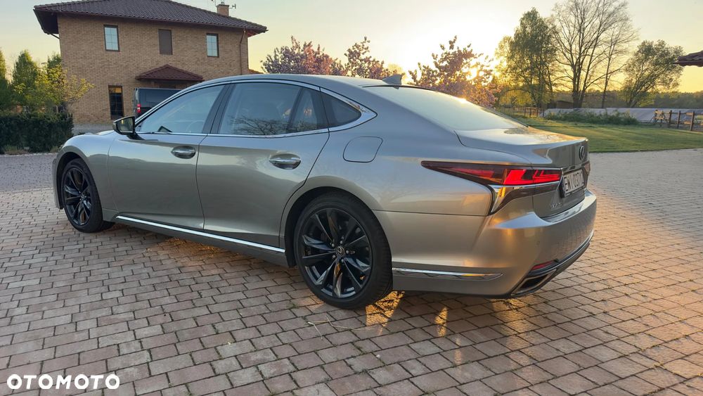 Lexus LS 500 Omotenashi AWD - 4