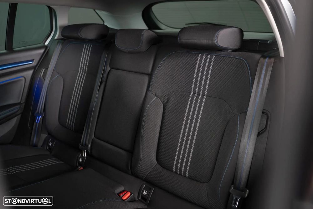 Renault Mégane Sport Tourer 1.5 Blue dCi GT Line — fotografia 45