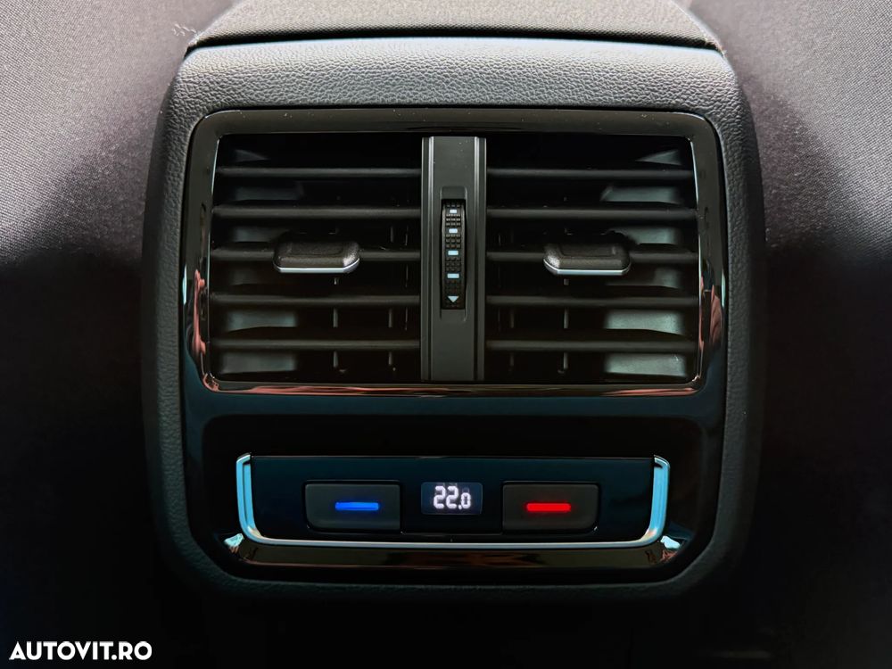 Volkswagen Passat 1.6 TDI SCR DSG Business - 3