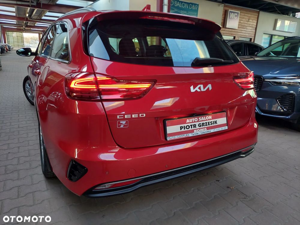 Kia Ceed 1.5 T-GDI M - 35