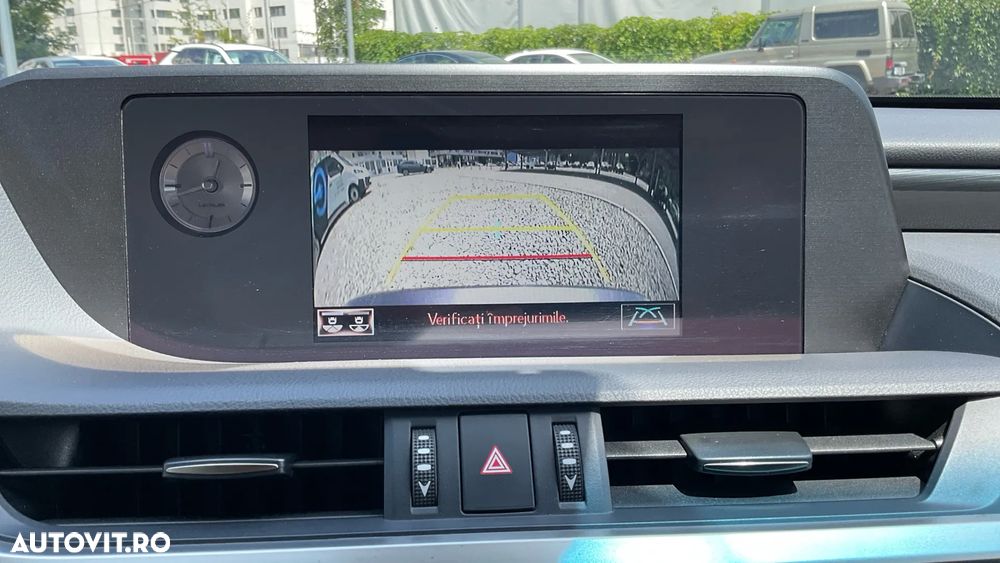 Lexus Seria ES 300h Executive - 20